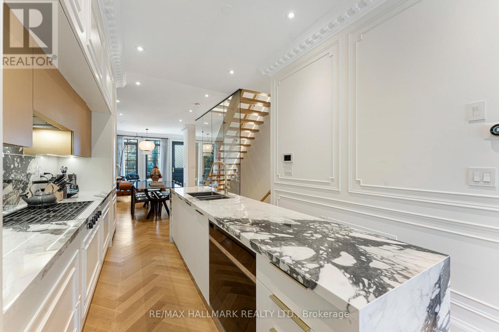 34b Sherwood Avenue, Toronto, Ontario  M4P 2A7 - Photo 11 - C12118940