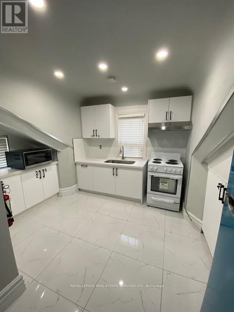 301 - 206 Carlton Street, Toronto, Ontario  M5A 2L1 - Photo 7 - C12119010