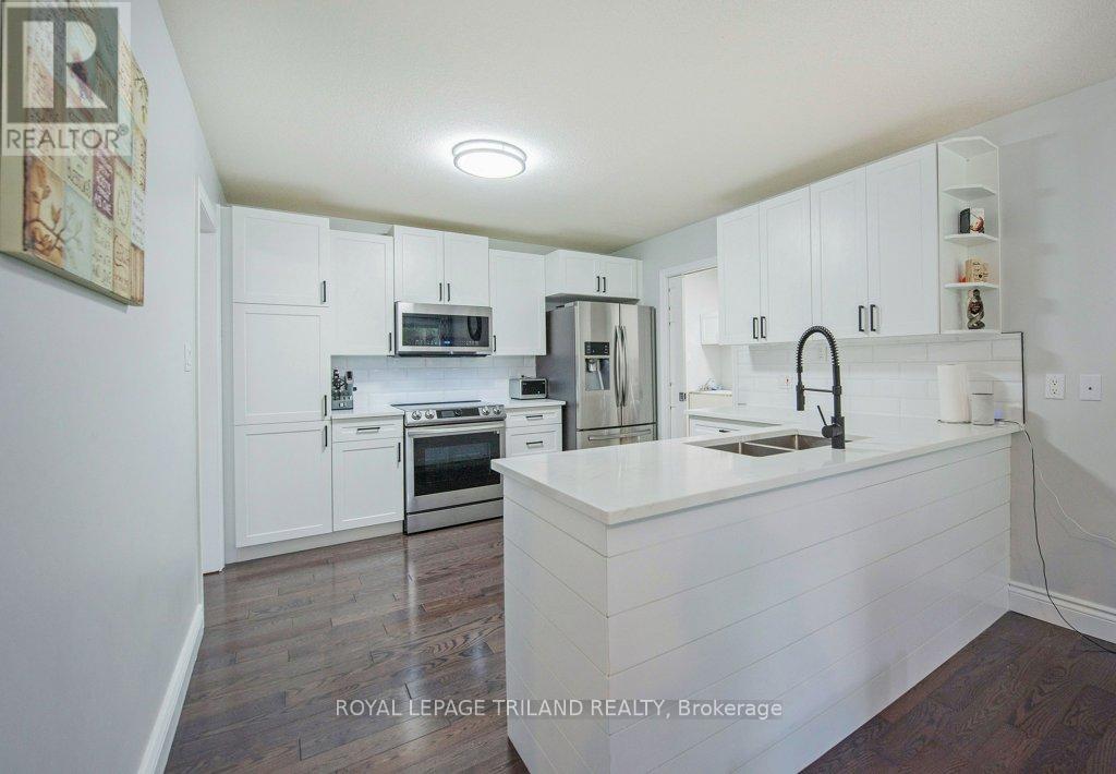 18 Penhale Avenue, St. Thomas, Ontario  N5R 5M9 - Photo 11 - X12118914
