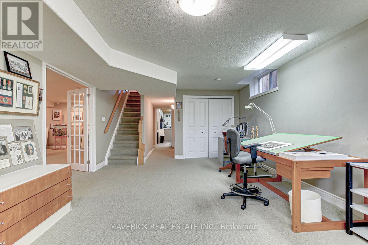 35 Greyrock Crescent, London East (East A), Ontario  N5Y 6L4 - Photo 39 - X12118915