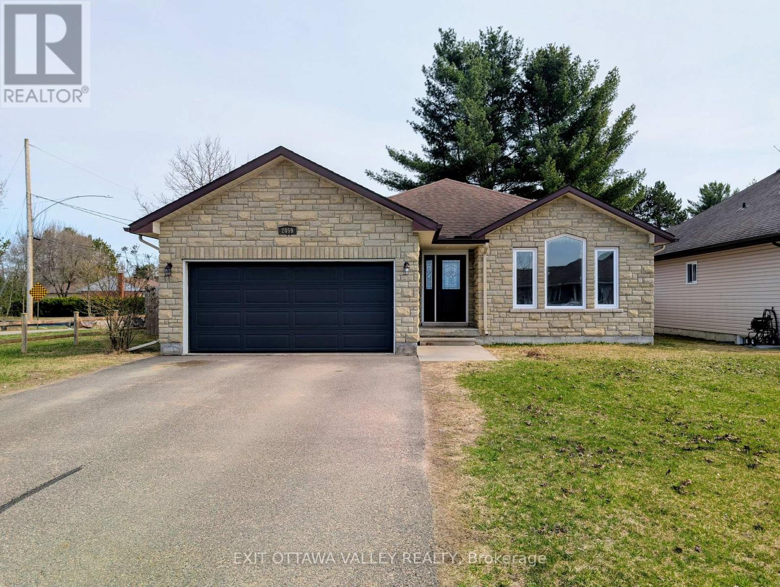 Property at 2059 SANDSTONE CRESCENT image 1