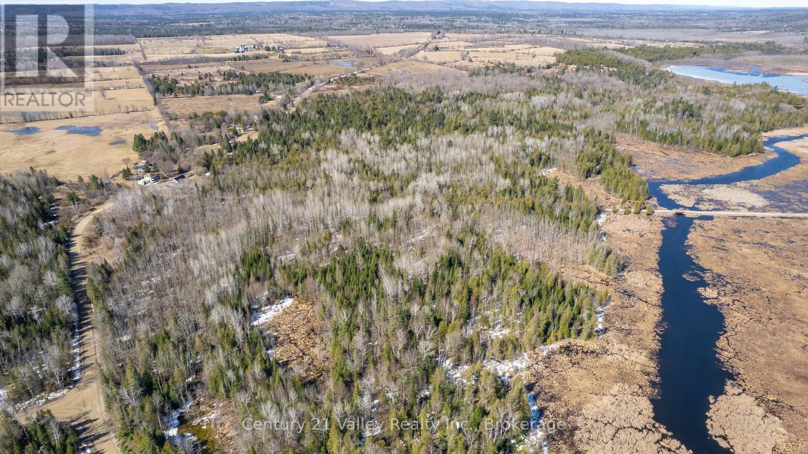 01 Ashdad Road E, Greater Madawaska, Ontario  K0J 1H0 - Photo 10 - X12118903