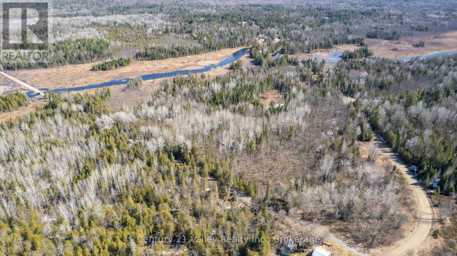 01 Ashdad Road E, Greater Madawaska, Ontario  K0J 1H0 - Photo 7 - X12118903
