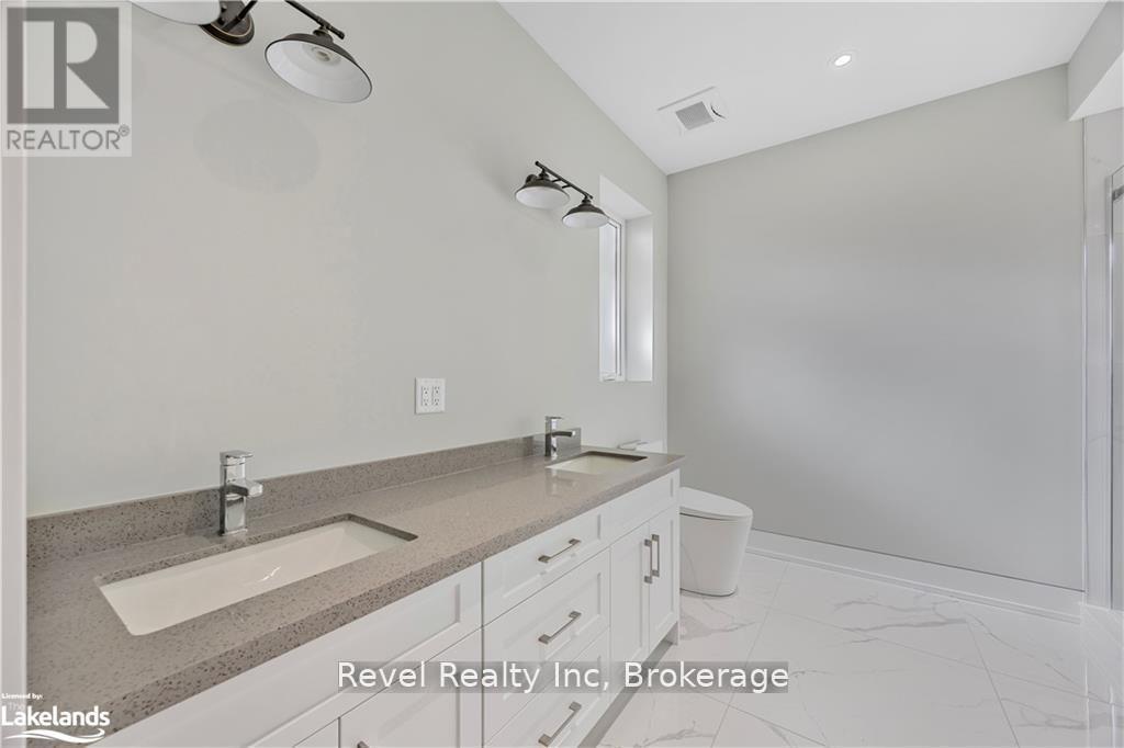 5 Oakwood Avenue, Tiny, Ontario  L9M 0J2 - Photo 10 - S12118909