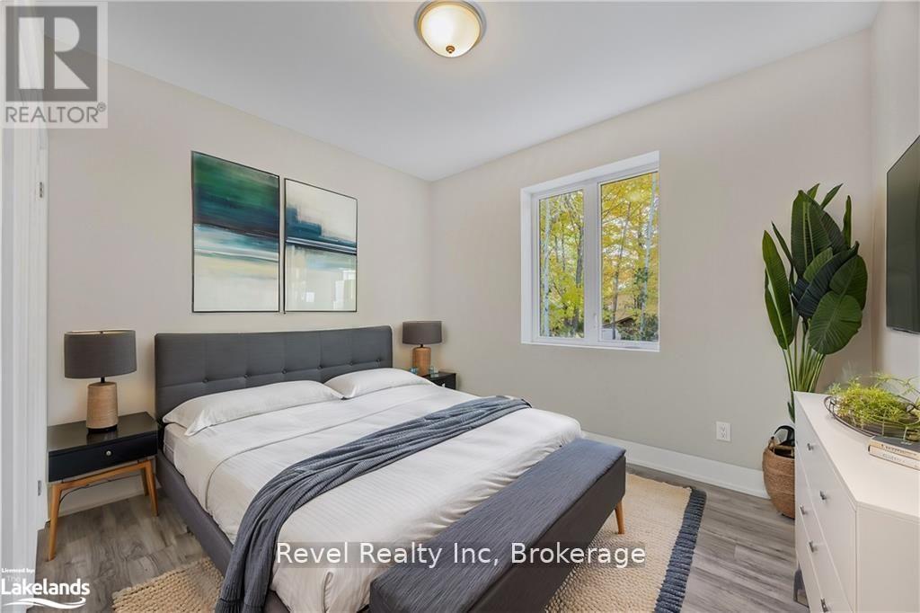 5 Oakwood Avenue, Tiny, Ontario  L9M 0J2 - Photo 14 - S12118909