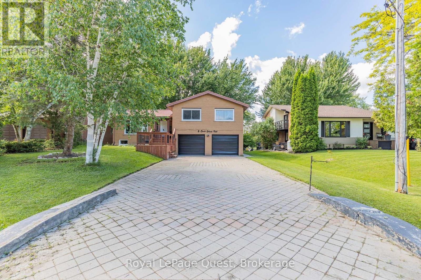 Property at 8 SOUTH ISLAND TRAIL image 2