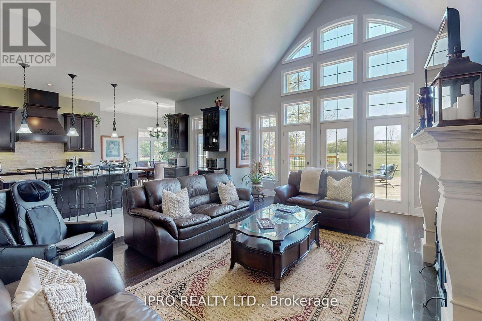 705 Lake Ridge Road S, Whitby, Ontario  L1P 2B8 - Photo 11 - E12118850