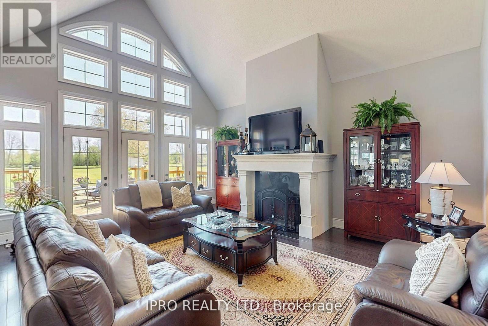 705 Lake Ridge Road S, Whitby, Ontario  L1P 2B8 - Photo 12 - E12118850