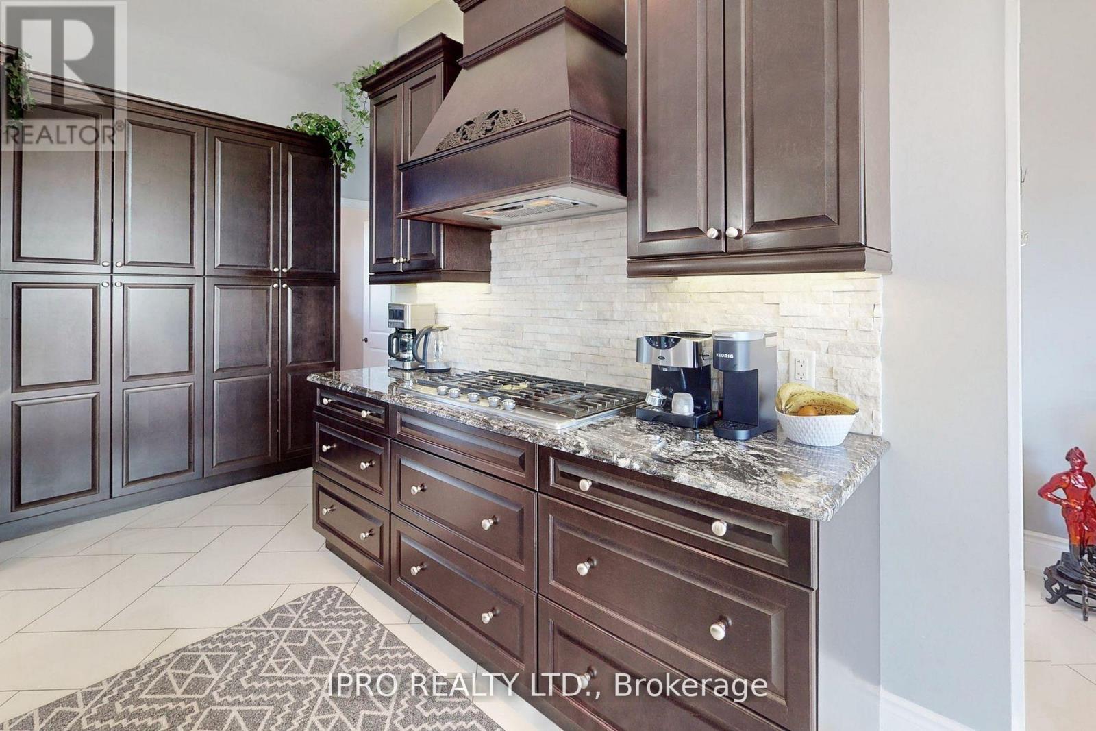 705 Lake Ridge Road S, Whitby, Ontario  L1P 2B8 - Photo 15 - E12118850