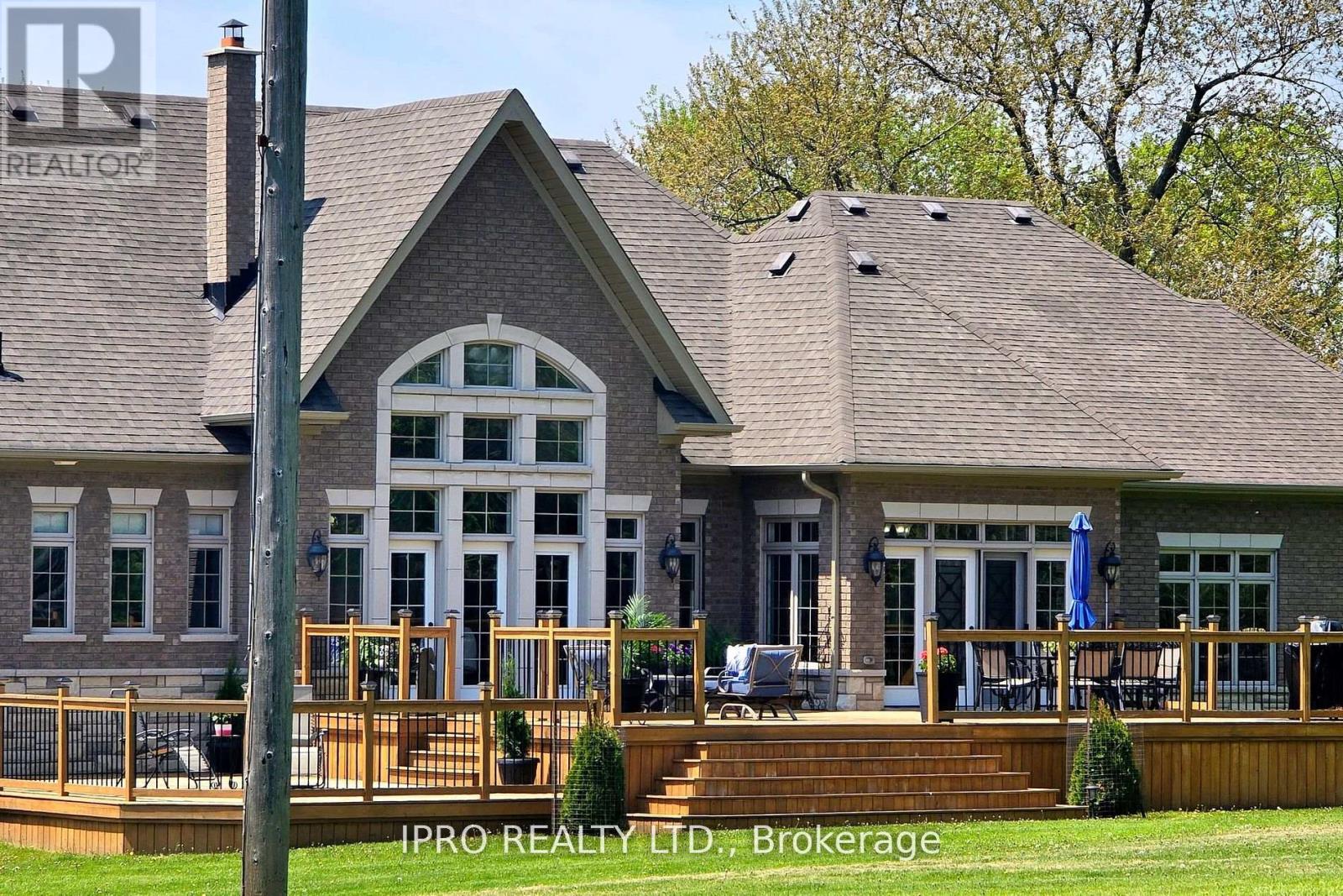 705 Lake Ridge Road S, Whitby, Ontario  L1P 2B8 - Photo 38 - E12118850