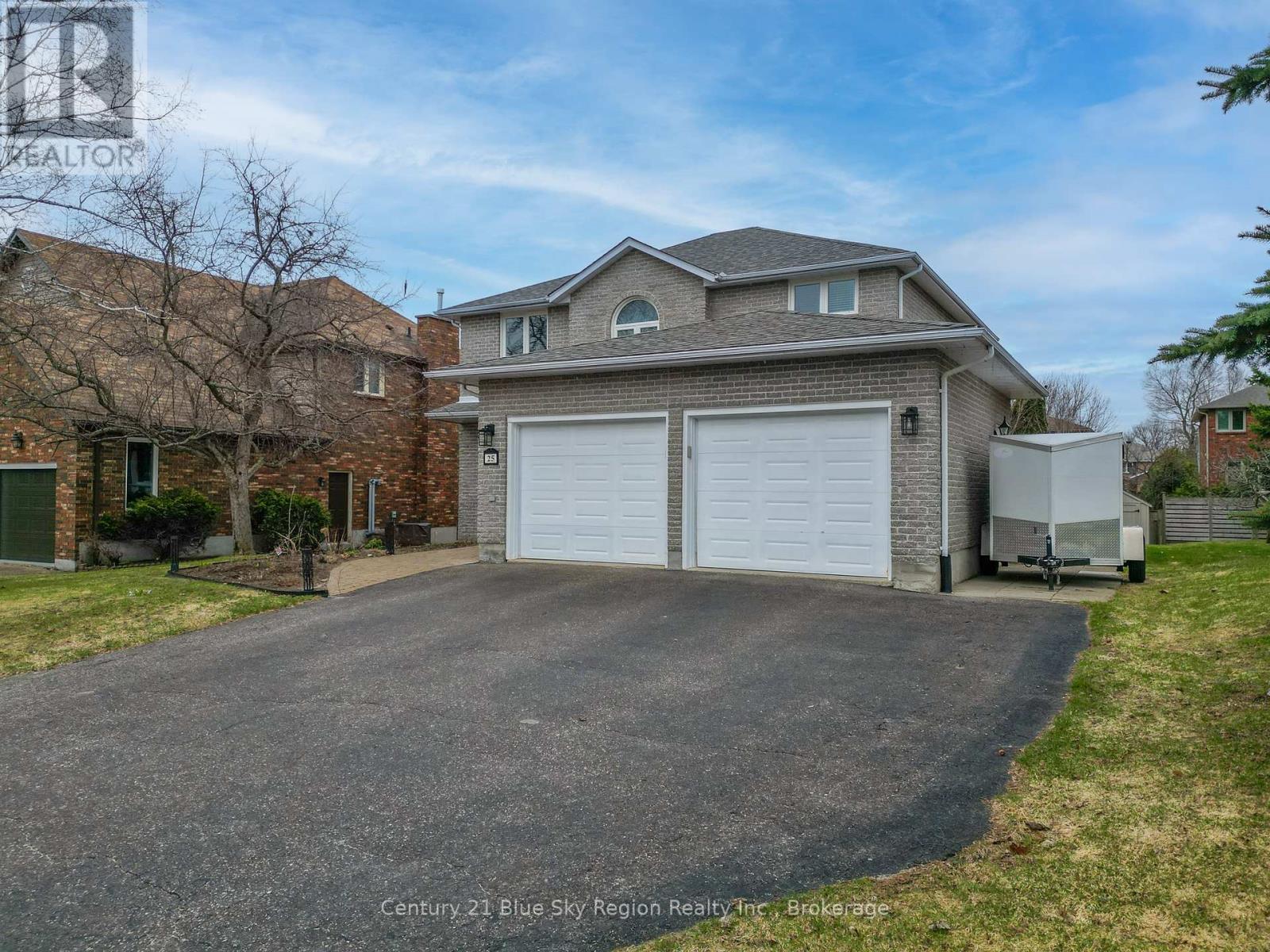 Property at 25 CANTERBURY CRESCENT image 2