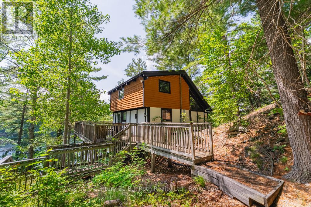 1033 Bayview Point Road, Lake Of Bays (Ridout), Ontario  P0A 1H0 - Photo 3 - X12118859