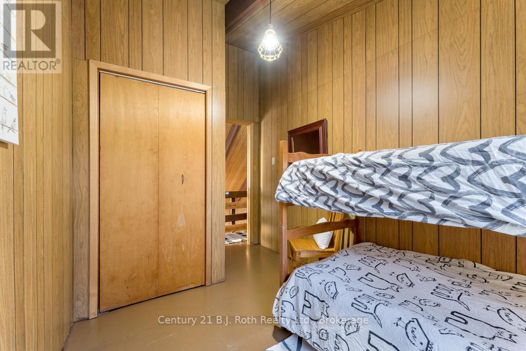 1033 Bayview Point Road, Lake Of Bays (Ridout), Ontario  P0A 1H0 - Photo 30 - X12118859