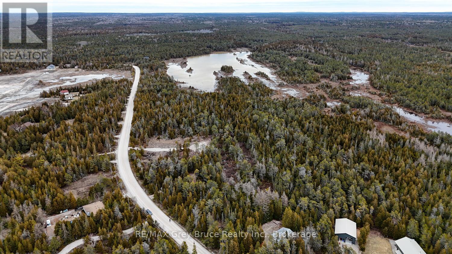 1035 Dorcas Bay Road, Northern Bruce Peninsula, Ontario  N0H 2R0 - Photo 31 - X12118901