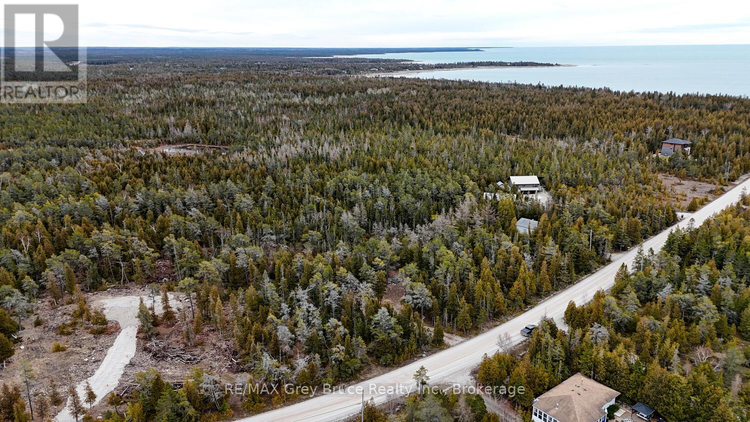 1035 Dorcas Bay Road, Northern Bruce Peninsula, Ontario  N0H 2R0 - Photo 6 - X12118901