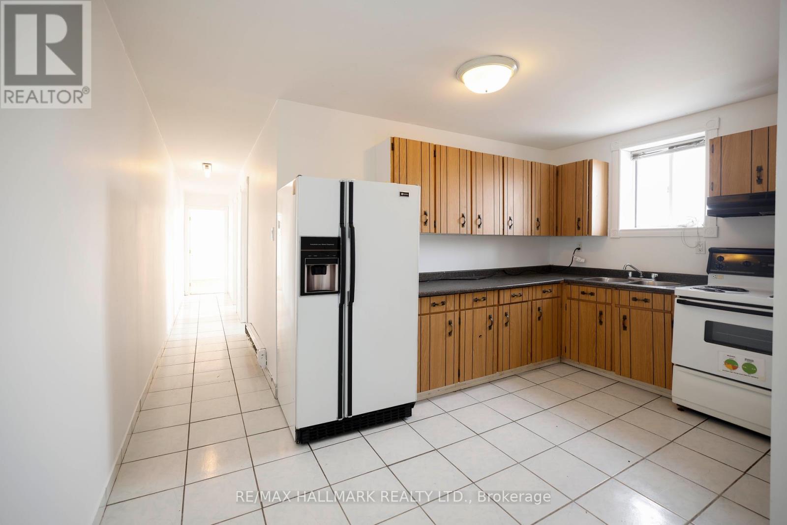 2 - 37 HOLLAND STREET W, bradford west gwillimbury (bradford), Ontario