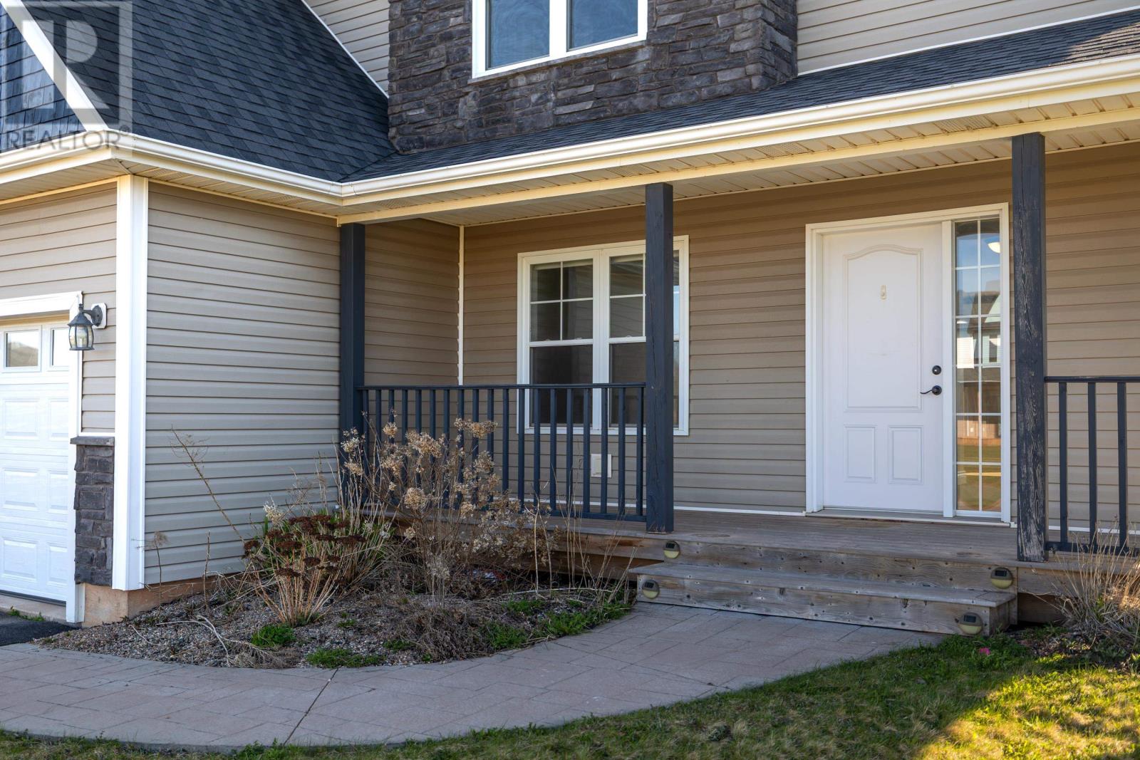 Property at 10 Lantern Crescent image 2