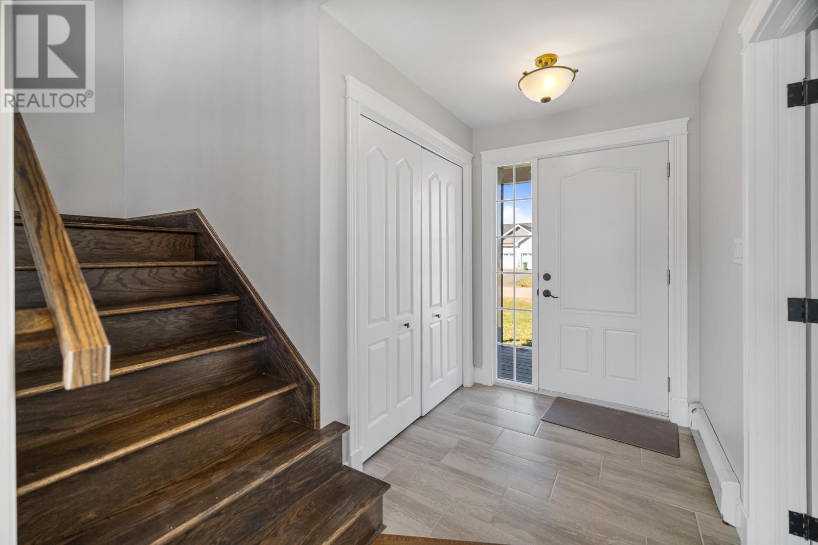 Property at 10 Lantern Crescent image 3