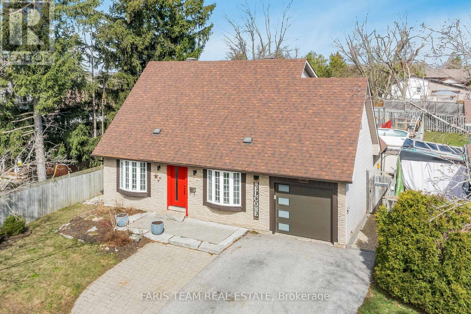 64 HEATHER STREET, Barrie, Ontario