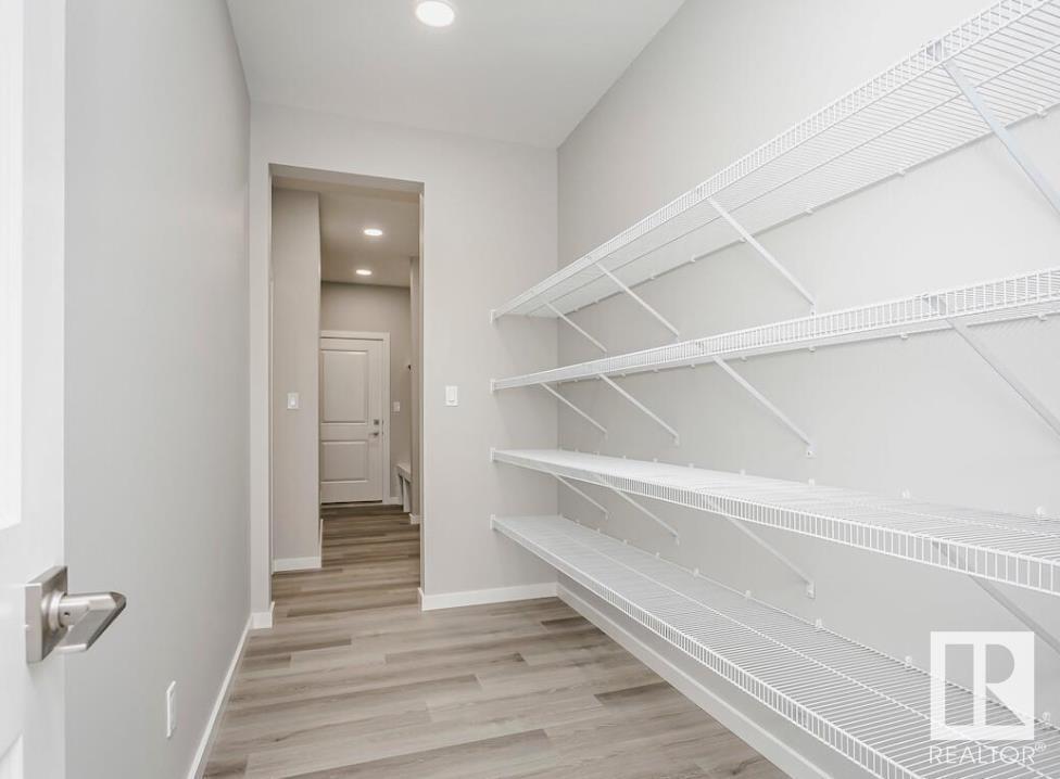 Property at 46 GAMBEL LO image 3