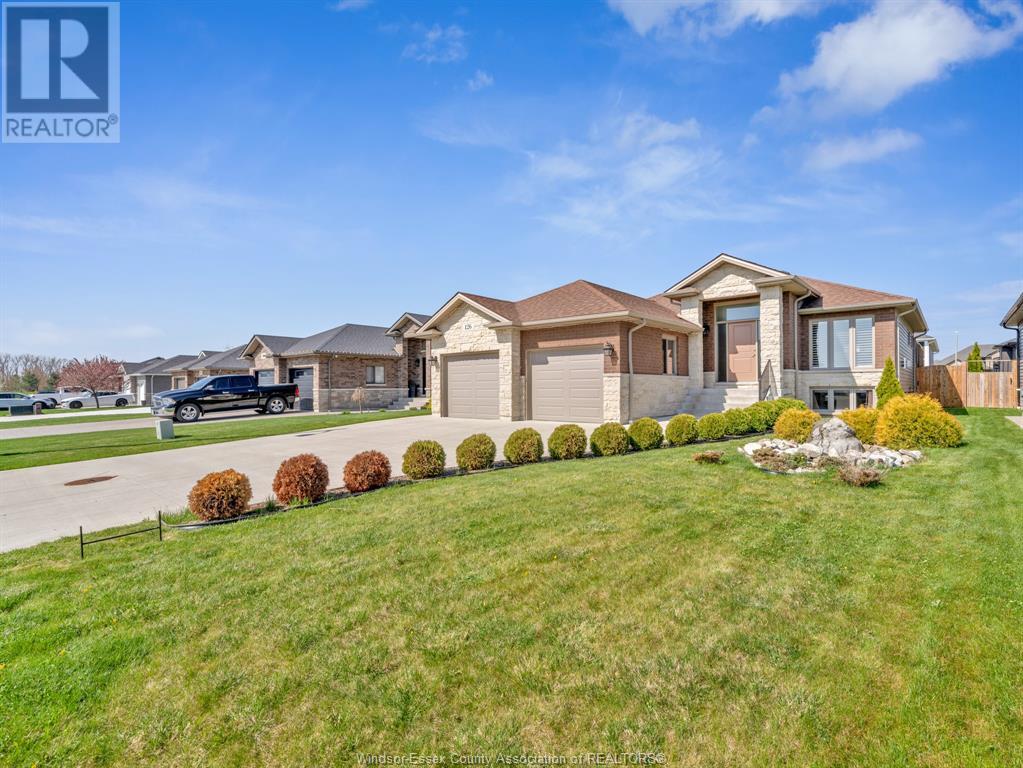 Property at 126 GOLFVIEW DRIVE image 2