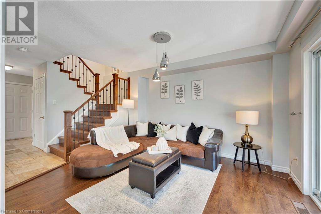 500 Marl Meadow Crescent, Kitchener, Ontario  N2R 1L1 - Photo 7 - 40722713