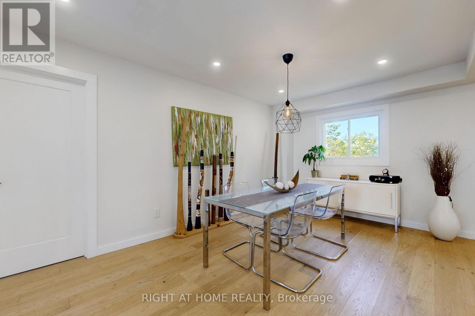 6 - 400 Bloor Street, Mississauga, Ontario  L5A 3M8 - Photo 9 - W12118907