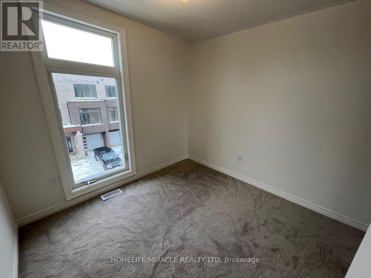 10 Queenpost Drive, Brampton, Ontario  L6Y 6L2 - Photo 15 - W12118973