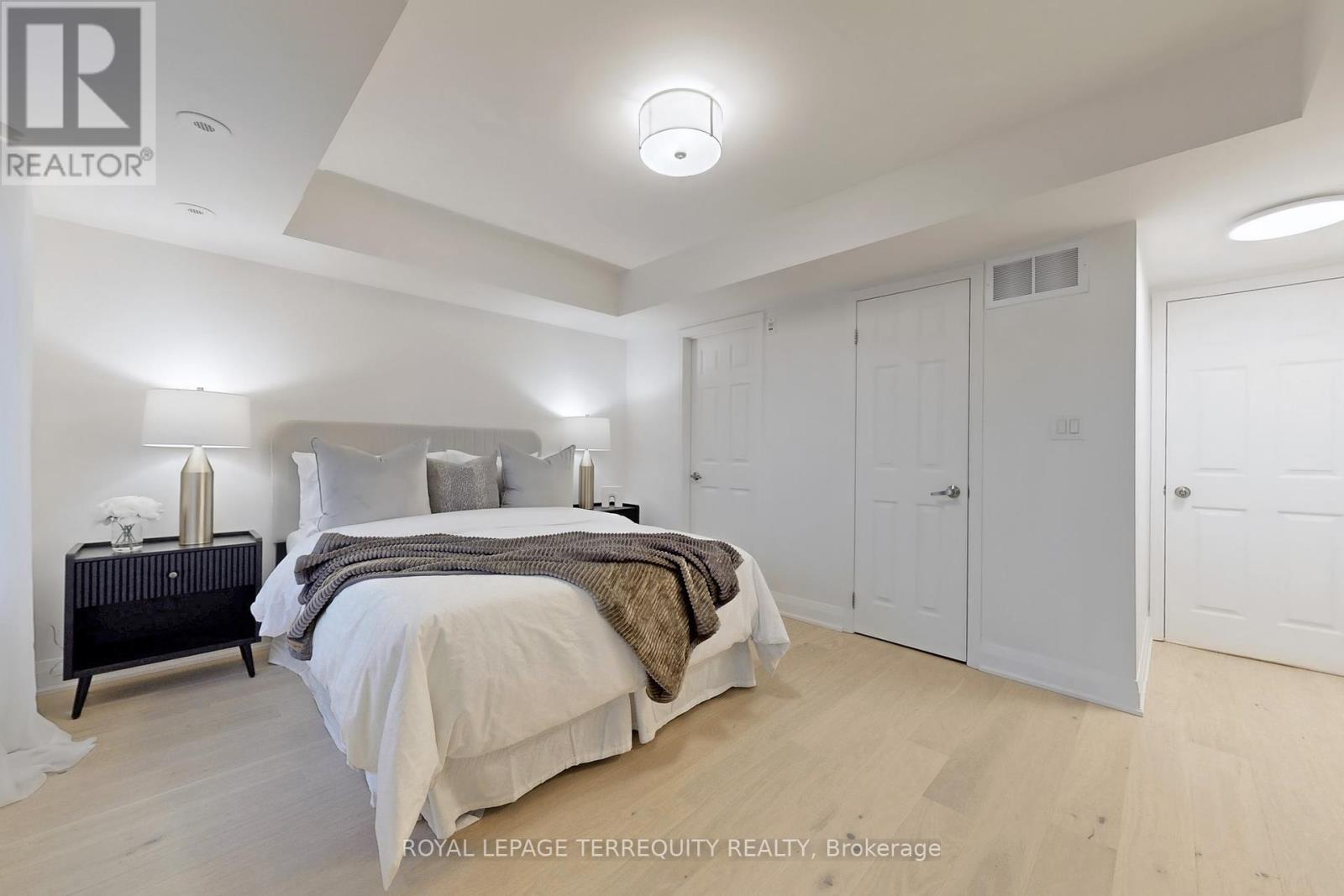 2 - 3032 Clayhill Road, Mississauga, Ontario  L5B 0B1 - Photo 16 - W12119032
