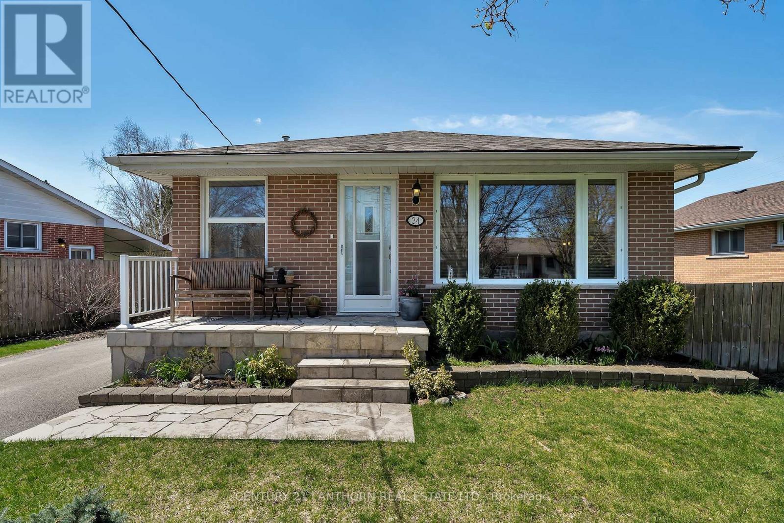 Property at 34 HARVEST CRESCENT image 2