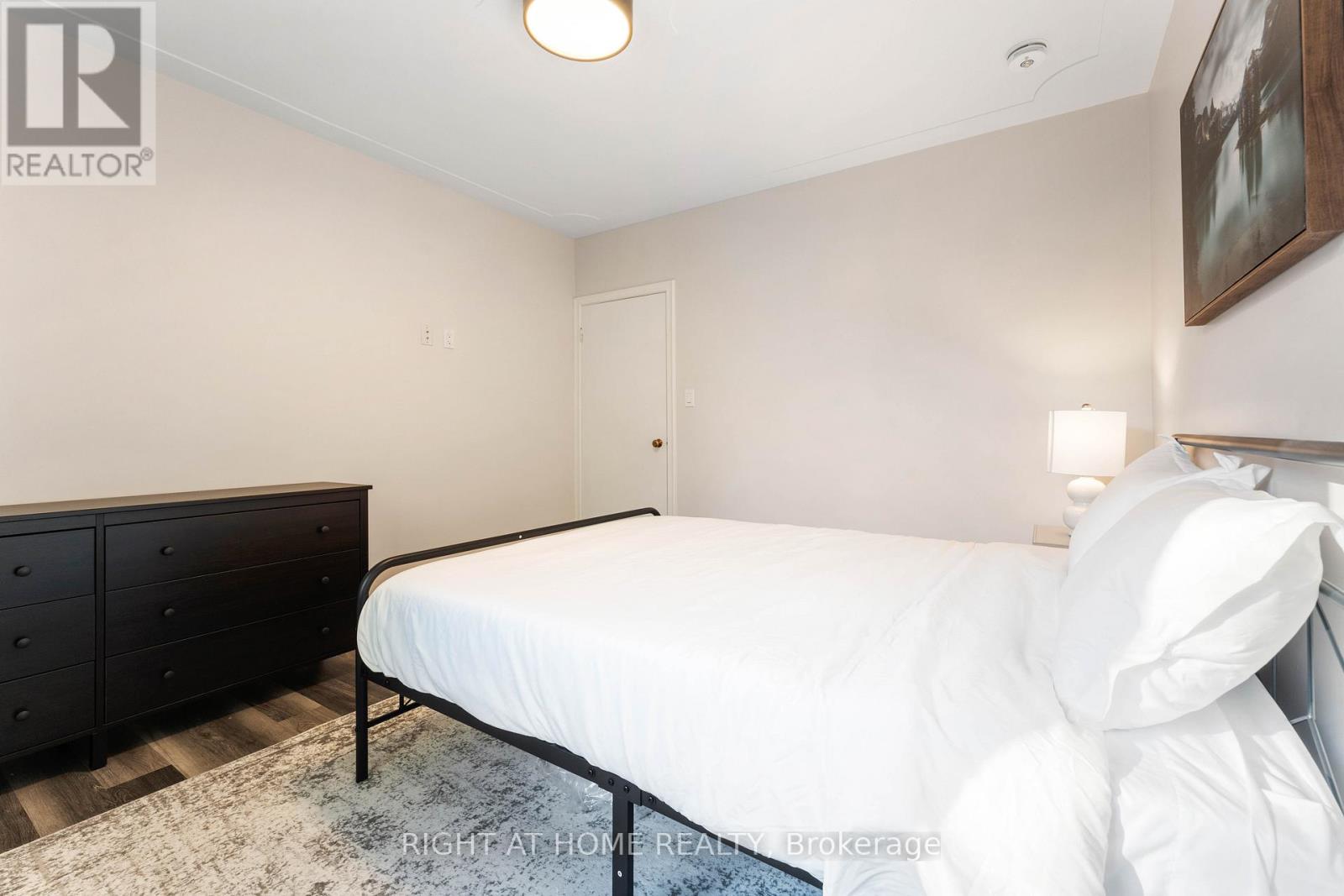 47 Marshall Avenue, Welland, Ontario  L3C 2N1 - Photo 15 - X12118924