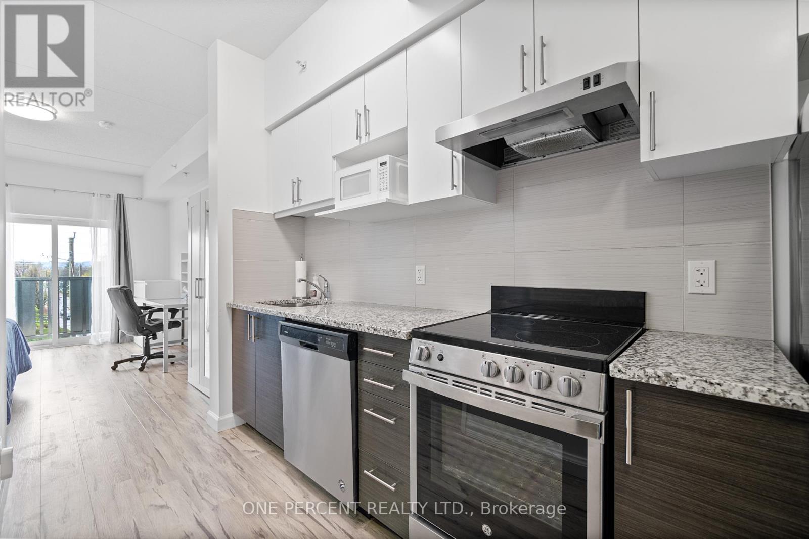 408 - 77 Leland Street, Hamilton (Ainslie Wood), Ontario  L8S 3A1 - Photo 12 - X12118941