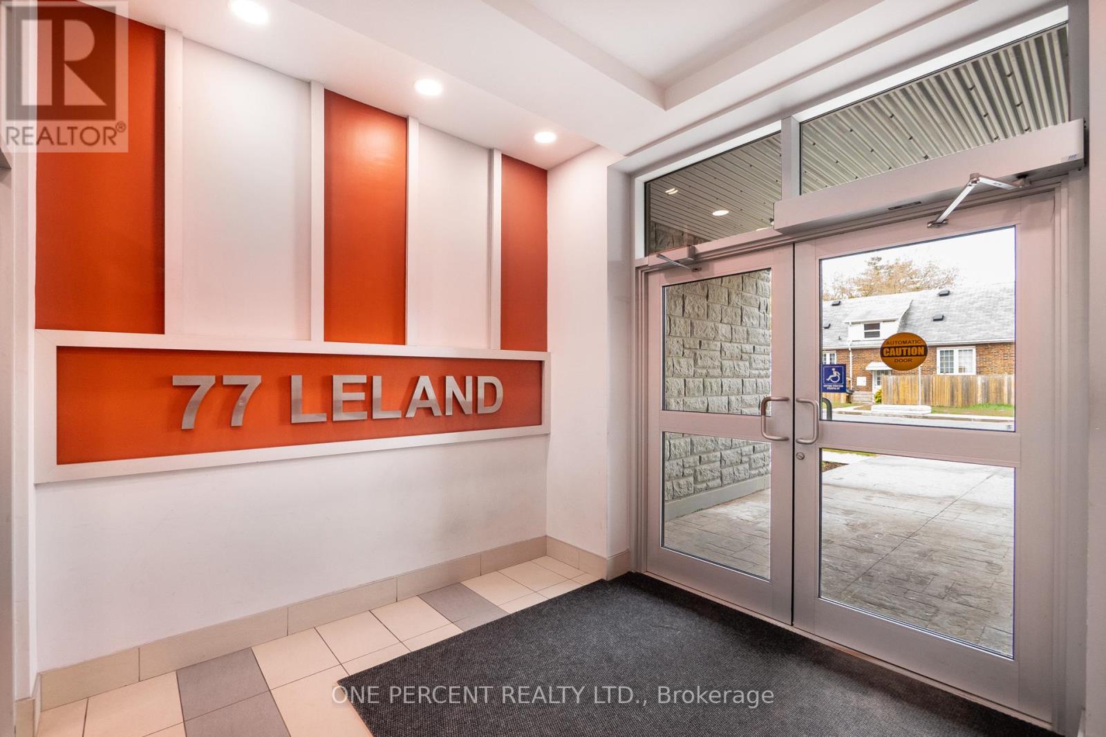 408 - 77 Leland Street, Hamilton (Ainslie Wood), Ontario  L8S 3A1 - Photo 4 - X12118941
