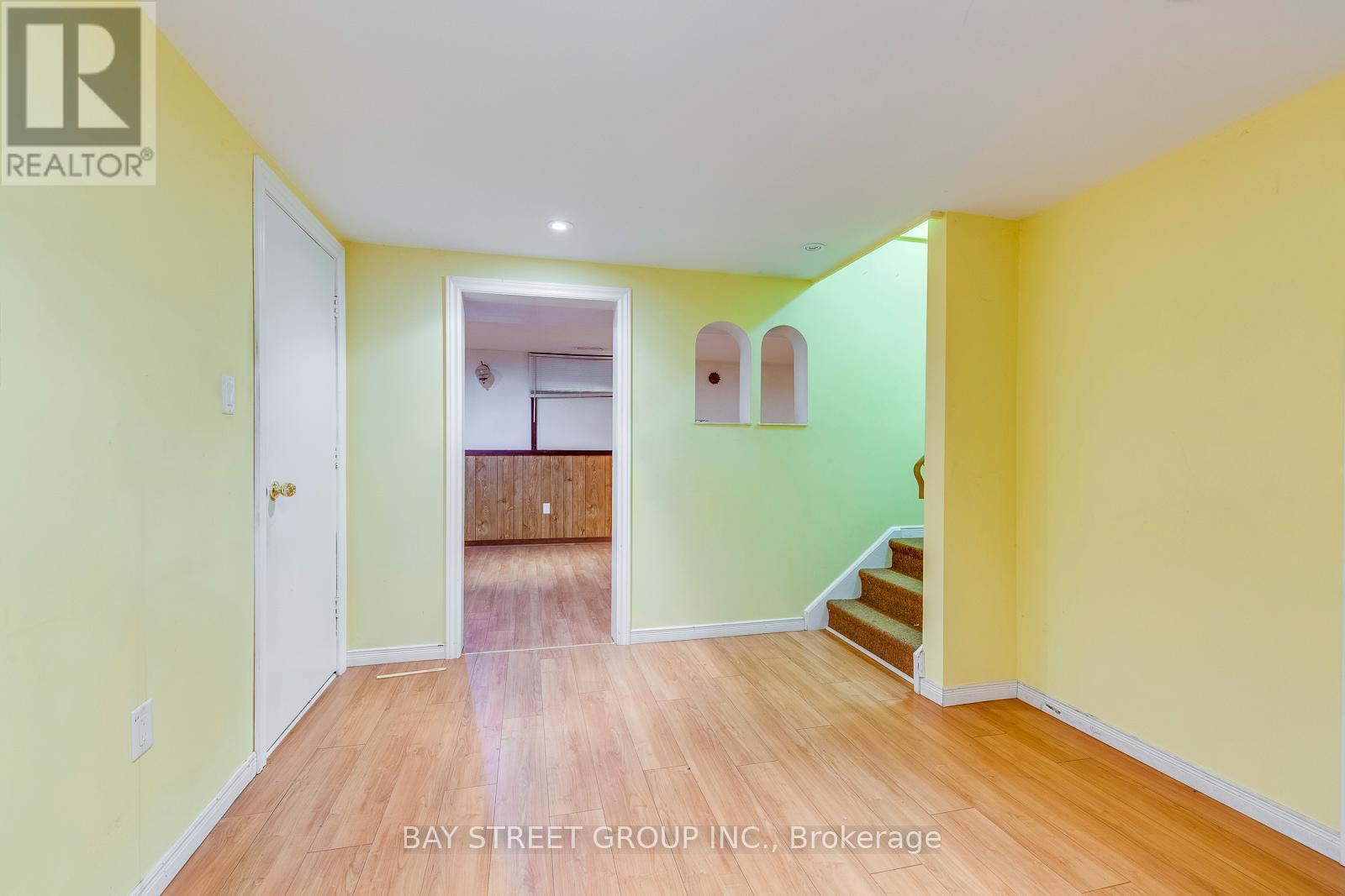 55 Milano Court, Hamilton, Ontario  L9C 6W9 - Photo 33 - X12118983