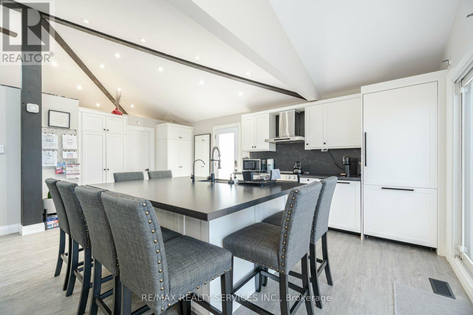28 Eldonia Road, Kawartha Lakes, Ontario  K0M 2B0 - Photo 19 - X12118991