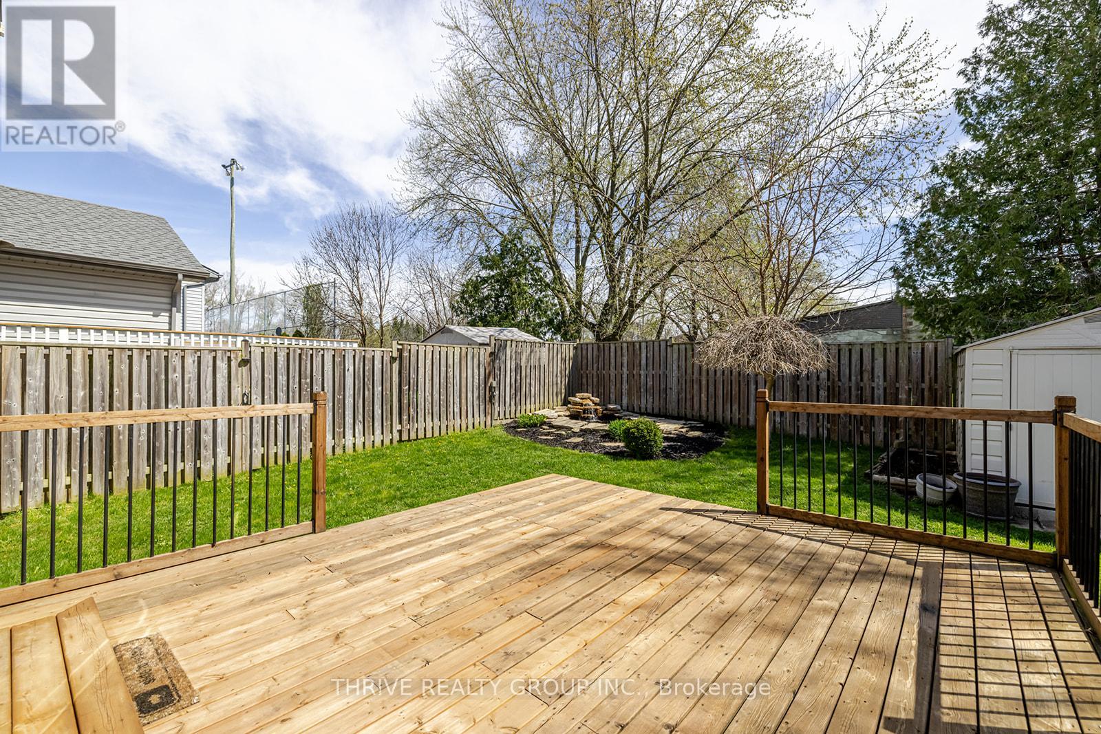 202 Crimson Crescent, London East, Ontario  N5W 6G1 - Photo 34 - X12119133