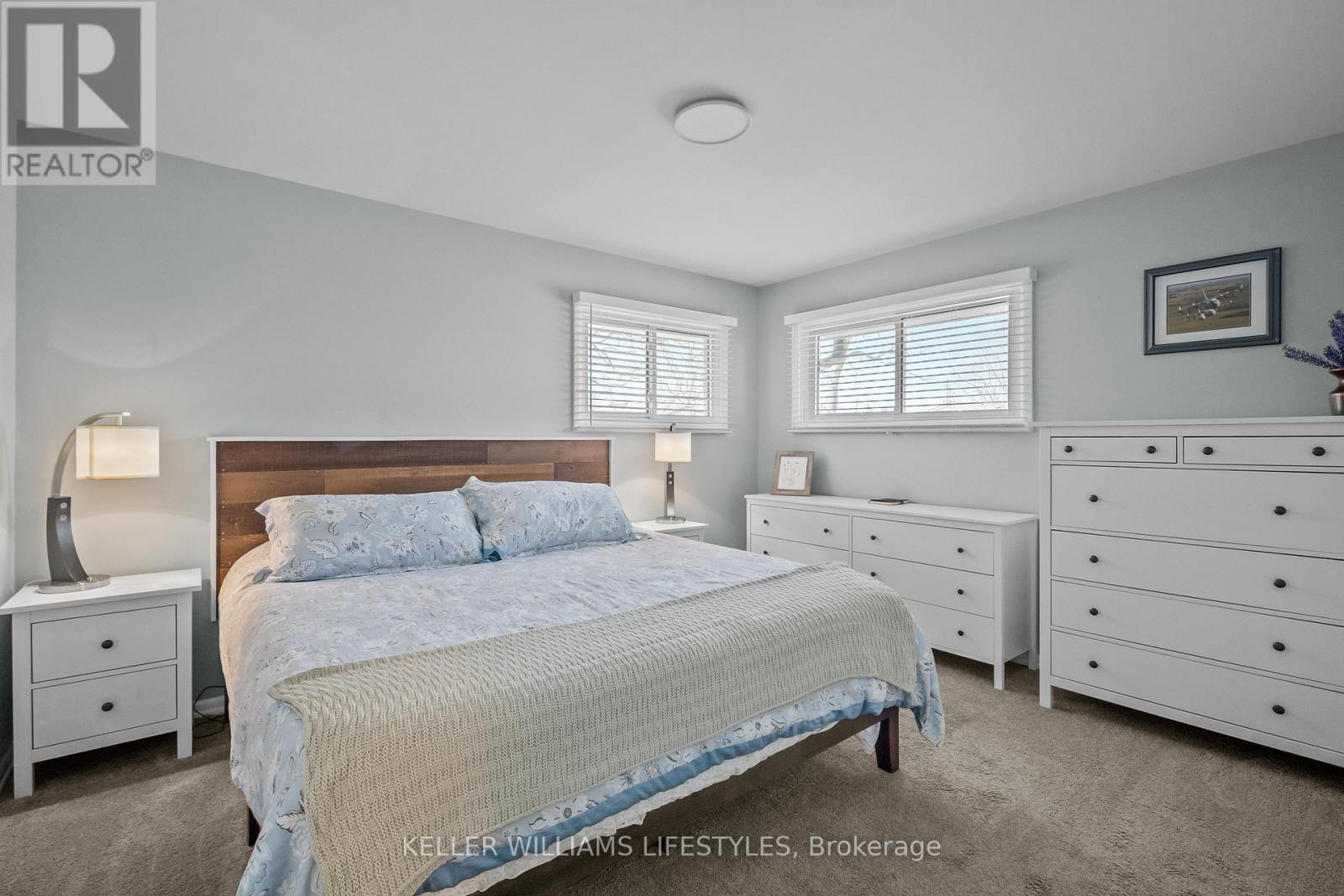 48 Union Street, Lambton Shores, Ontario  N0N 1J0 - Photo 7 - X12119157