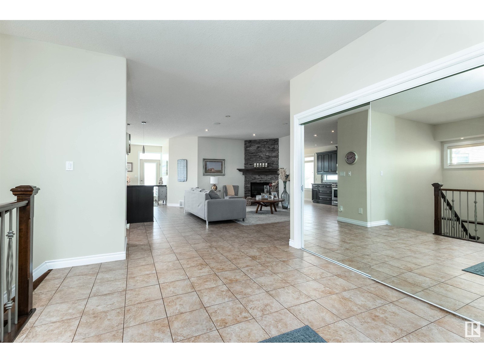 Property at 109 Nottingham PT image 3
