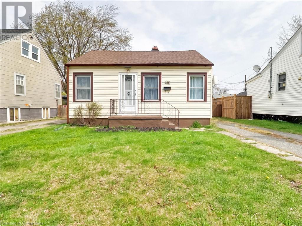 390 GATFIELD Avenue, welland, Ontario