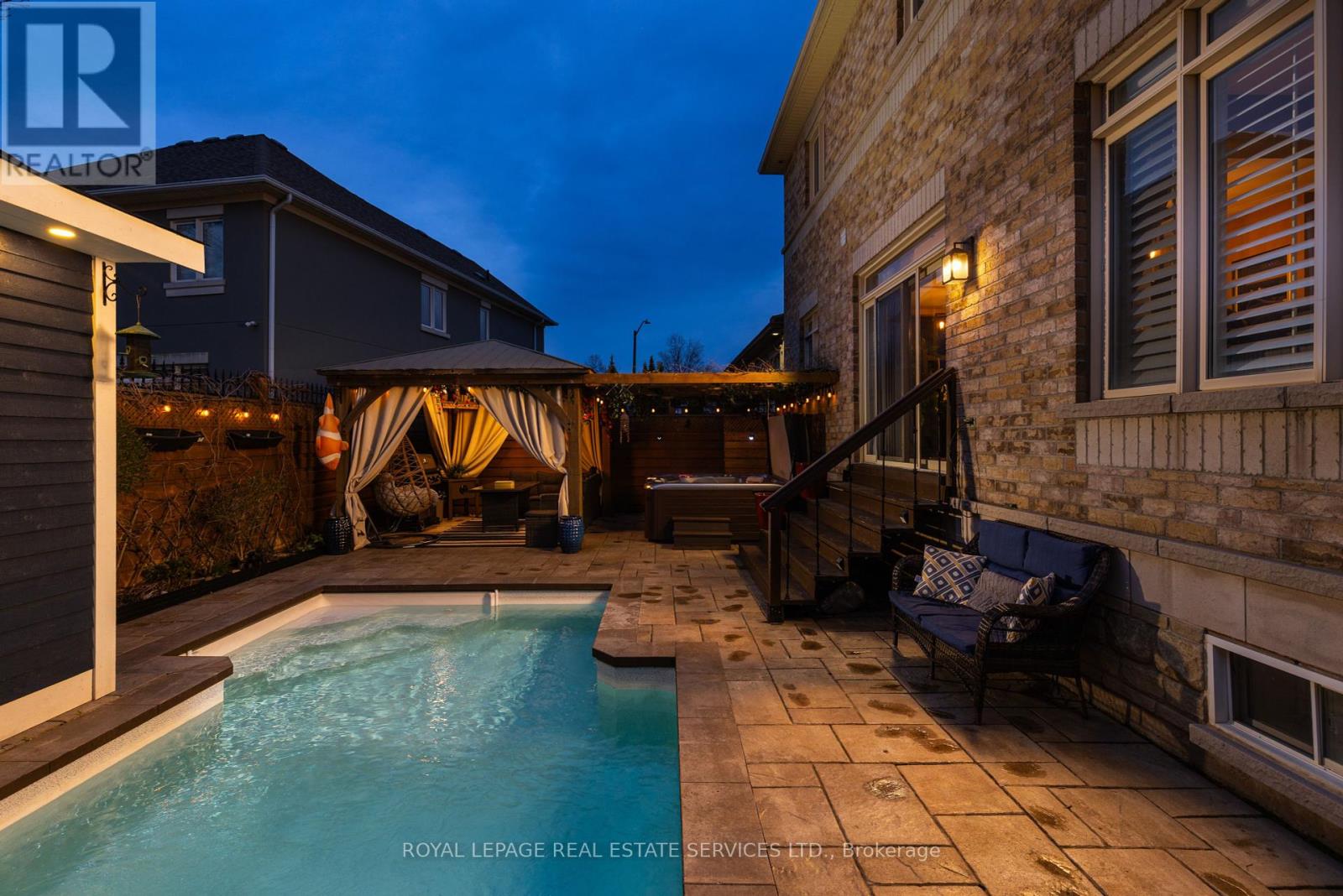 Property at 2205 BLACKBIRD COURT image 2