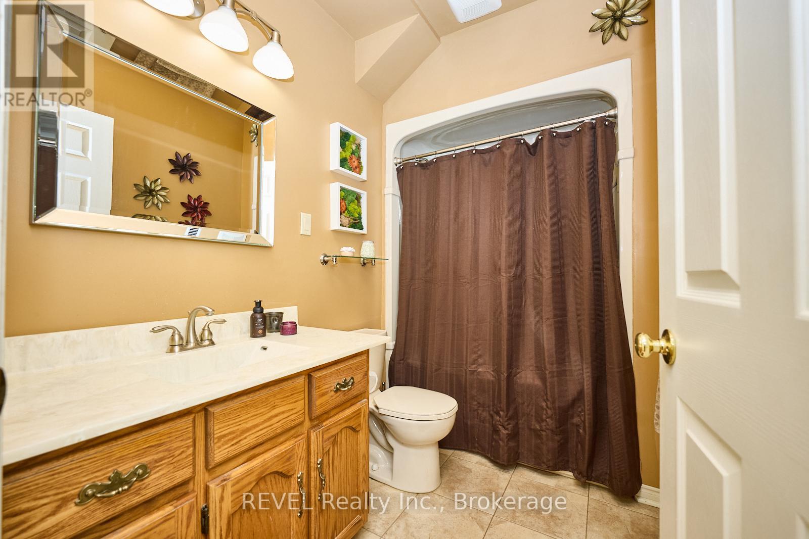 7395 Alex Avenue, Niagara Falls (Oldfield), Ontario  L2G 7V1 - Photo 26 - X12119099