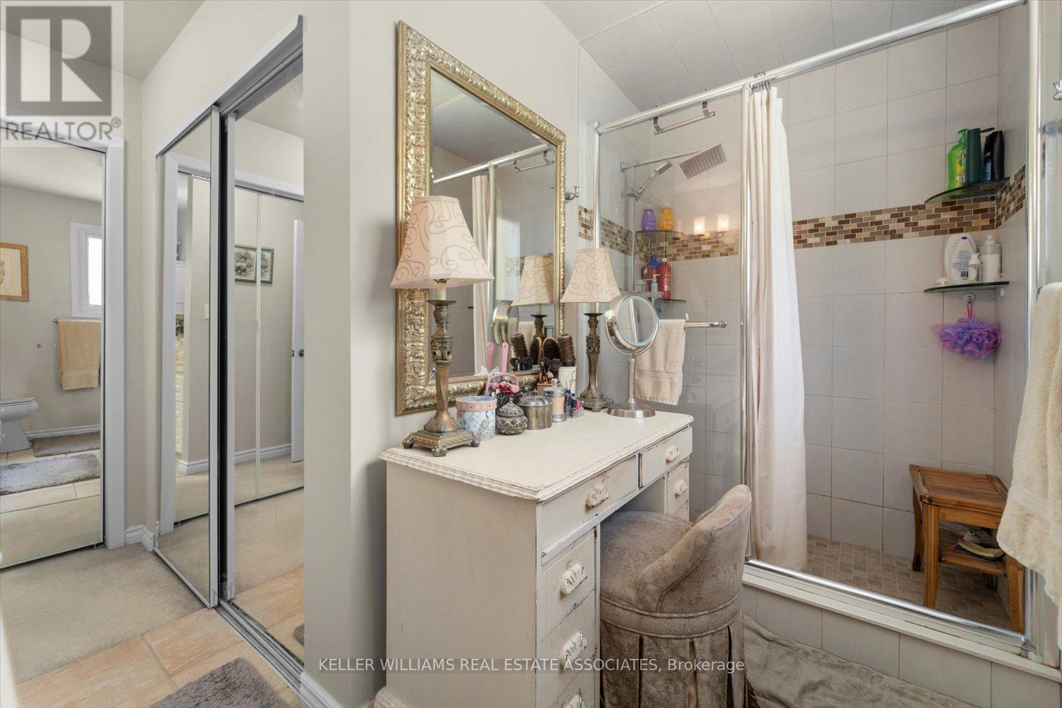 39 Maplewood Road, Mississauga, Ontario  L5G 2M7 - Photo 22 - W12074225