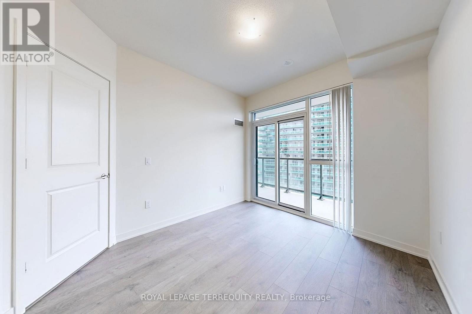 3301 - 38 Annie Craig Drive, Toronto, Ontario  M8V 0G9 - Photo 15 - W12117998