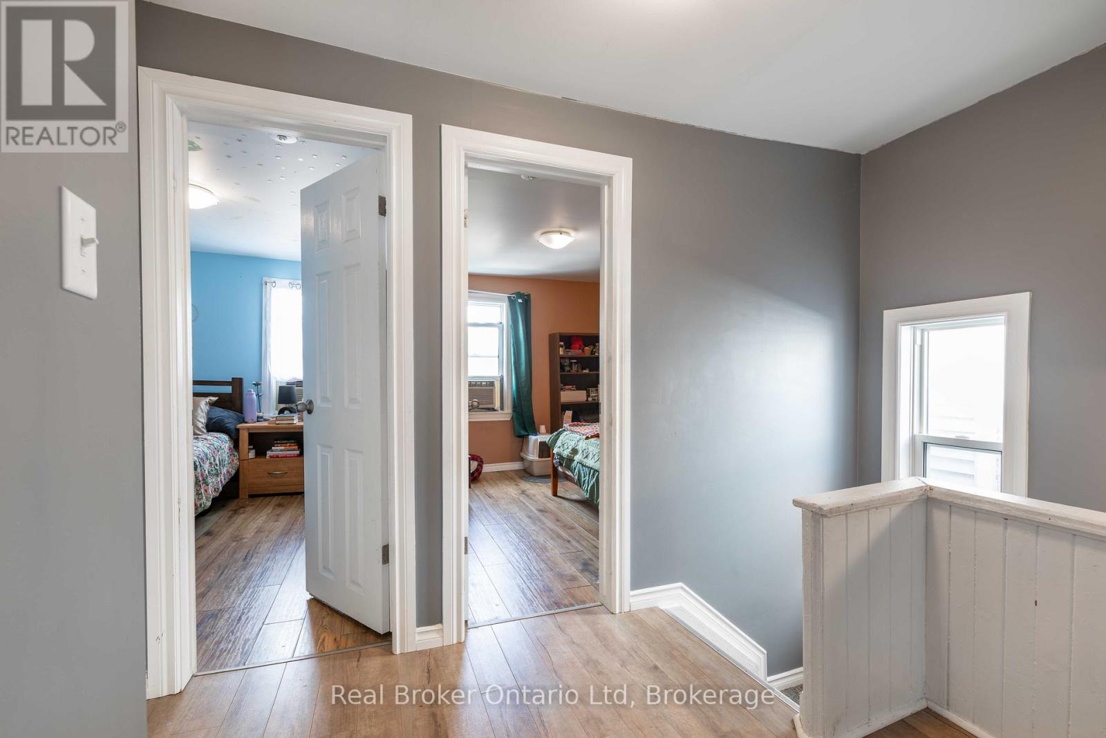 293 11th Street E, Owen Sound, Ontario  N4K 1T8 - Photo 12 - X12119098