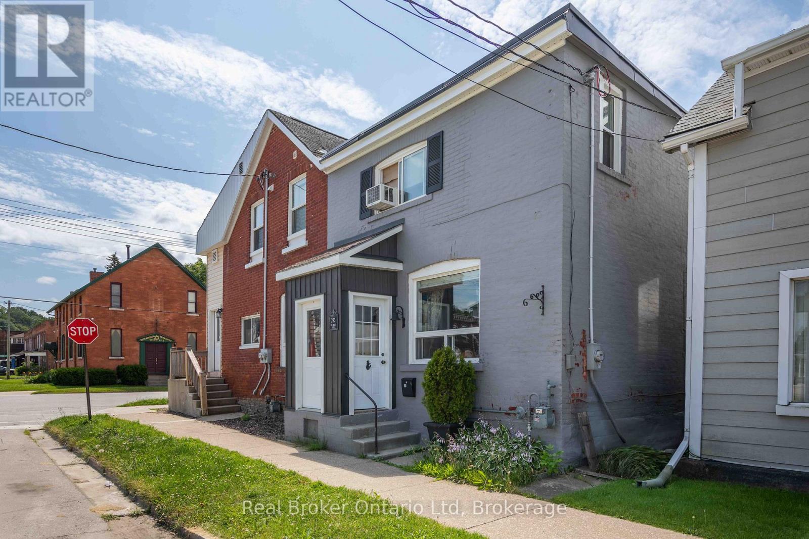 293 11th Street E, Owen Sound, Ontario  N4K 1T8 - Photo 2 - X12119098