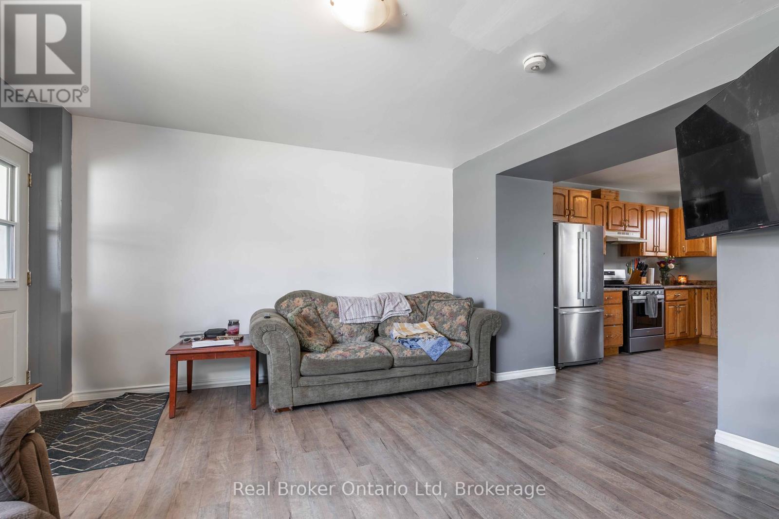 293 11th Street E, Owen Sound, Ontario  N4K 1T8 - Photo 4 - X12119098