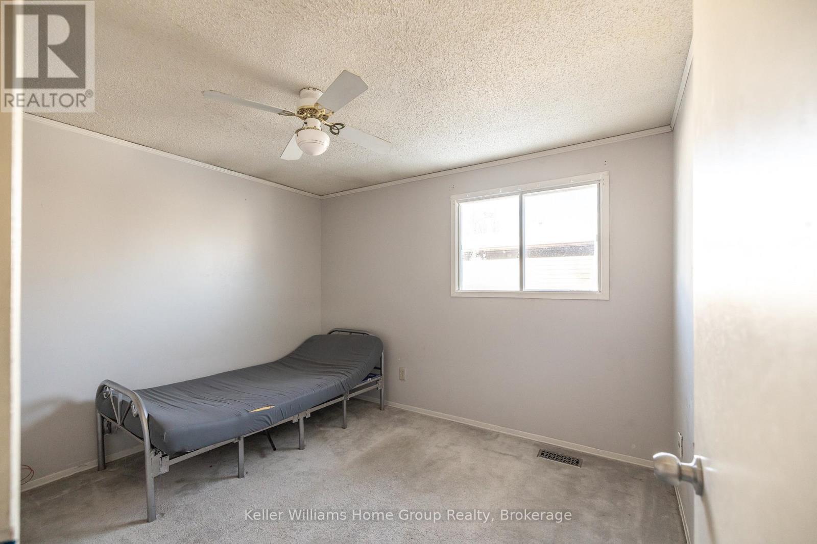 476 Scotchmere Court, Waterloo, Ontario  N2K 3E6 - Photo 15 - X12119215