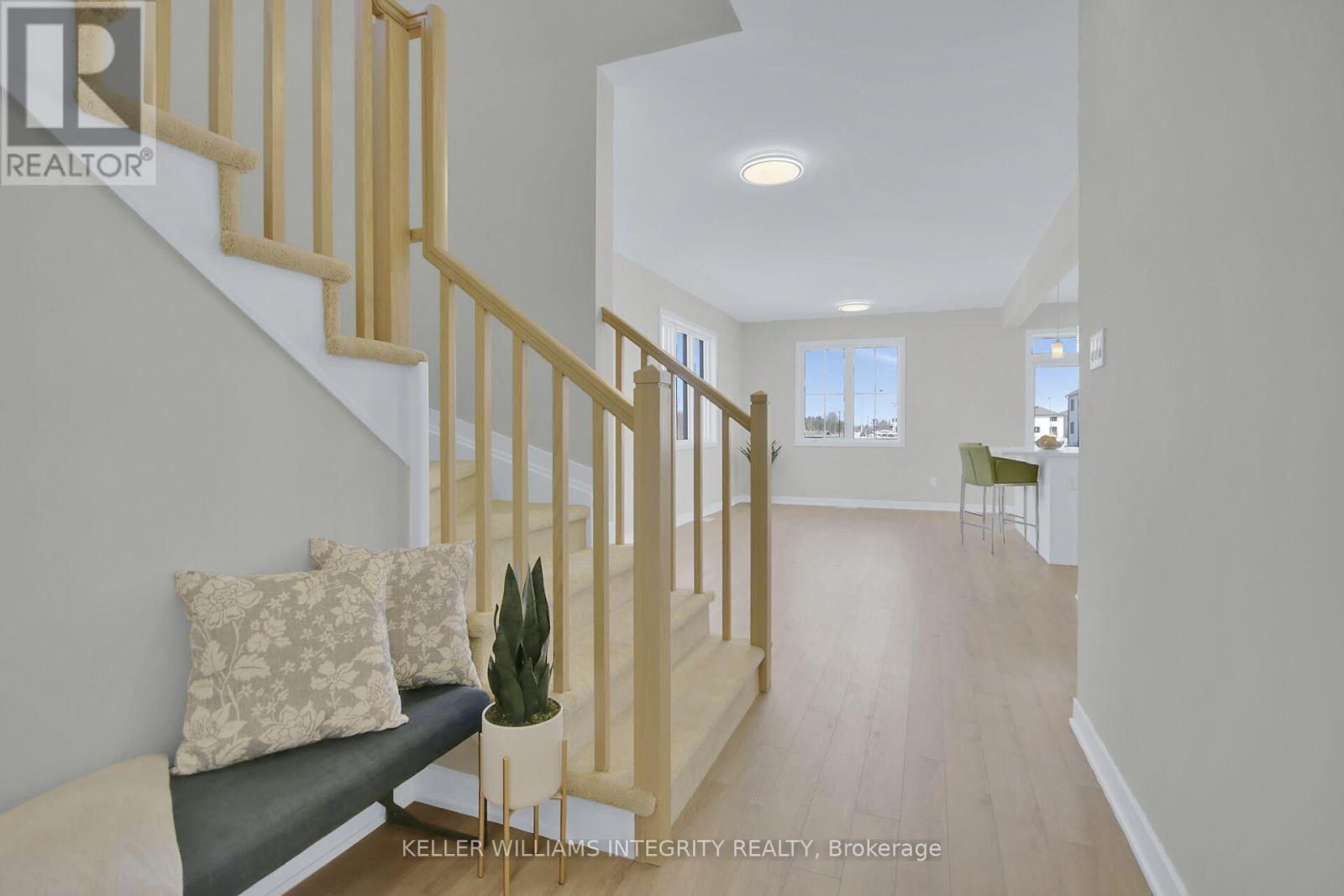 618 Keatons Way W, North Grenville, Ontario  K0G 1J0 - Photo 4 - X12119245