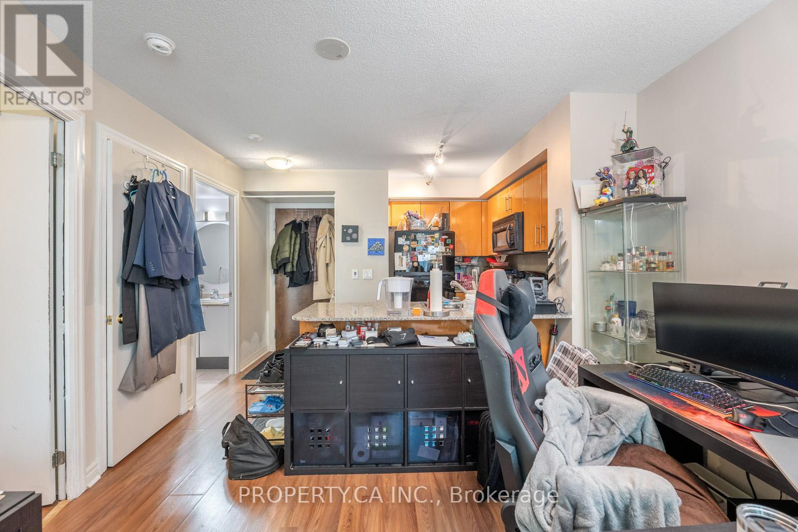 903 - 16 Yonge Street, Toronto, Ontario  M5E 1R4 - Photo 19 - C12094179