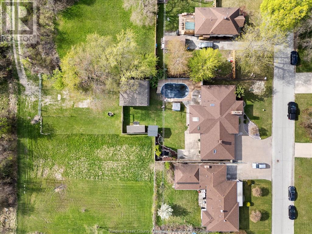 Property at 1745 RANDOLPH image 4
